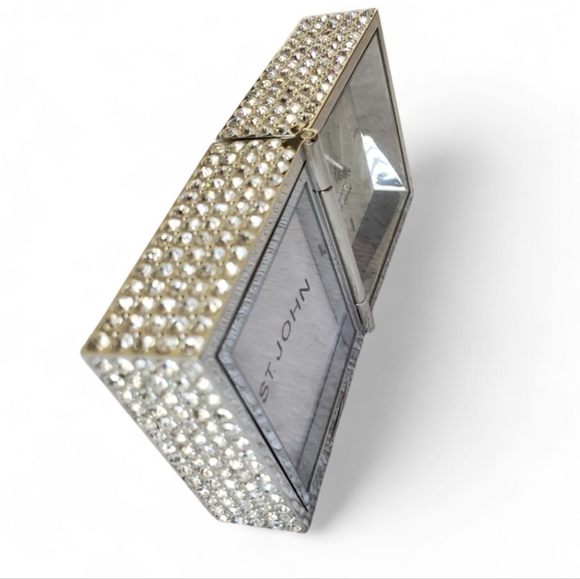 Saint John Mother of Pearl, Jeweled, Hinged Desk Clock With a Photo Insert - Picture 5 of 7